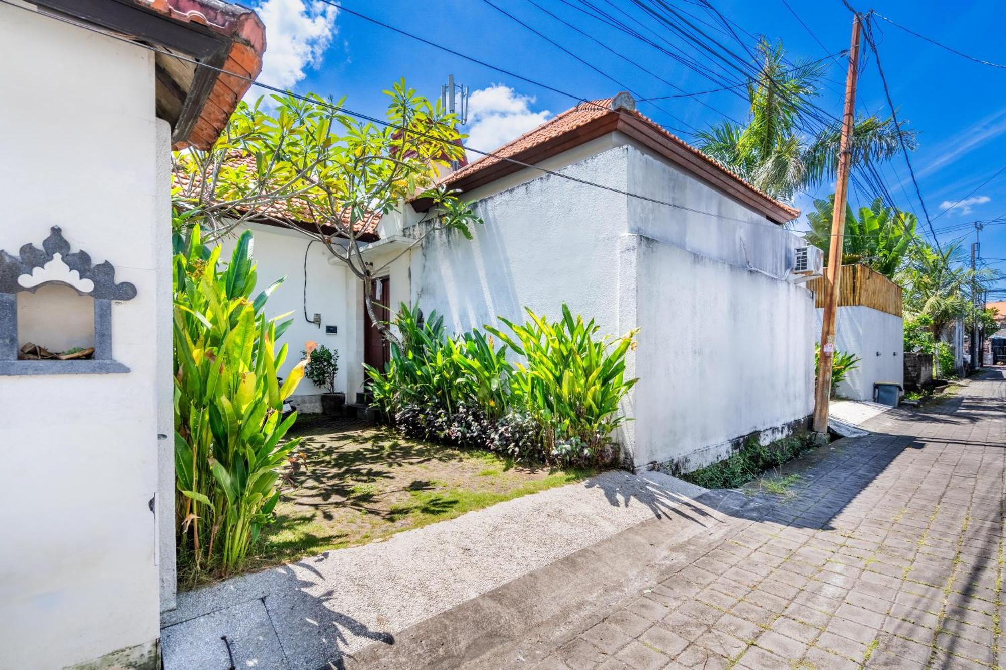 4-Bedroom Pool Villa Near Seminyak Center Luaran gambar