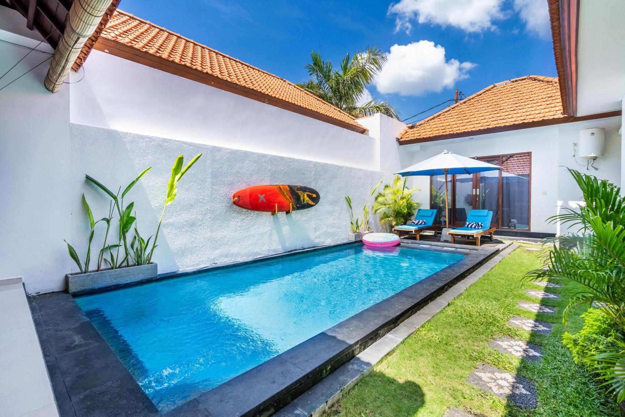 4-Bedroom Pool Villa Near Seminyak Center Luaran gambar
