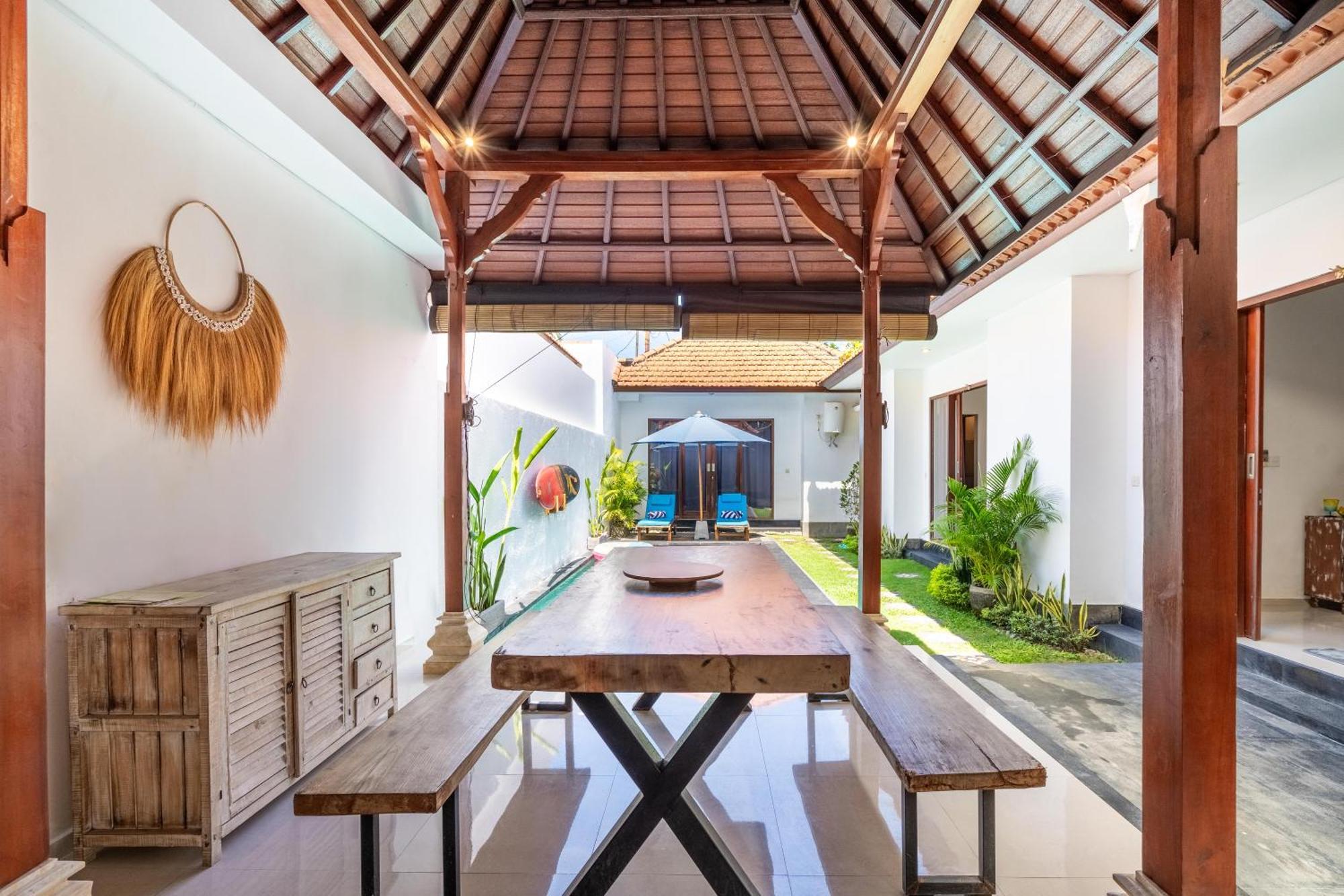 4-Bedroom Pool Villa Near Seminyak Center Luaran gambar