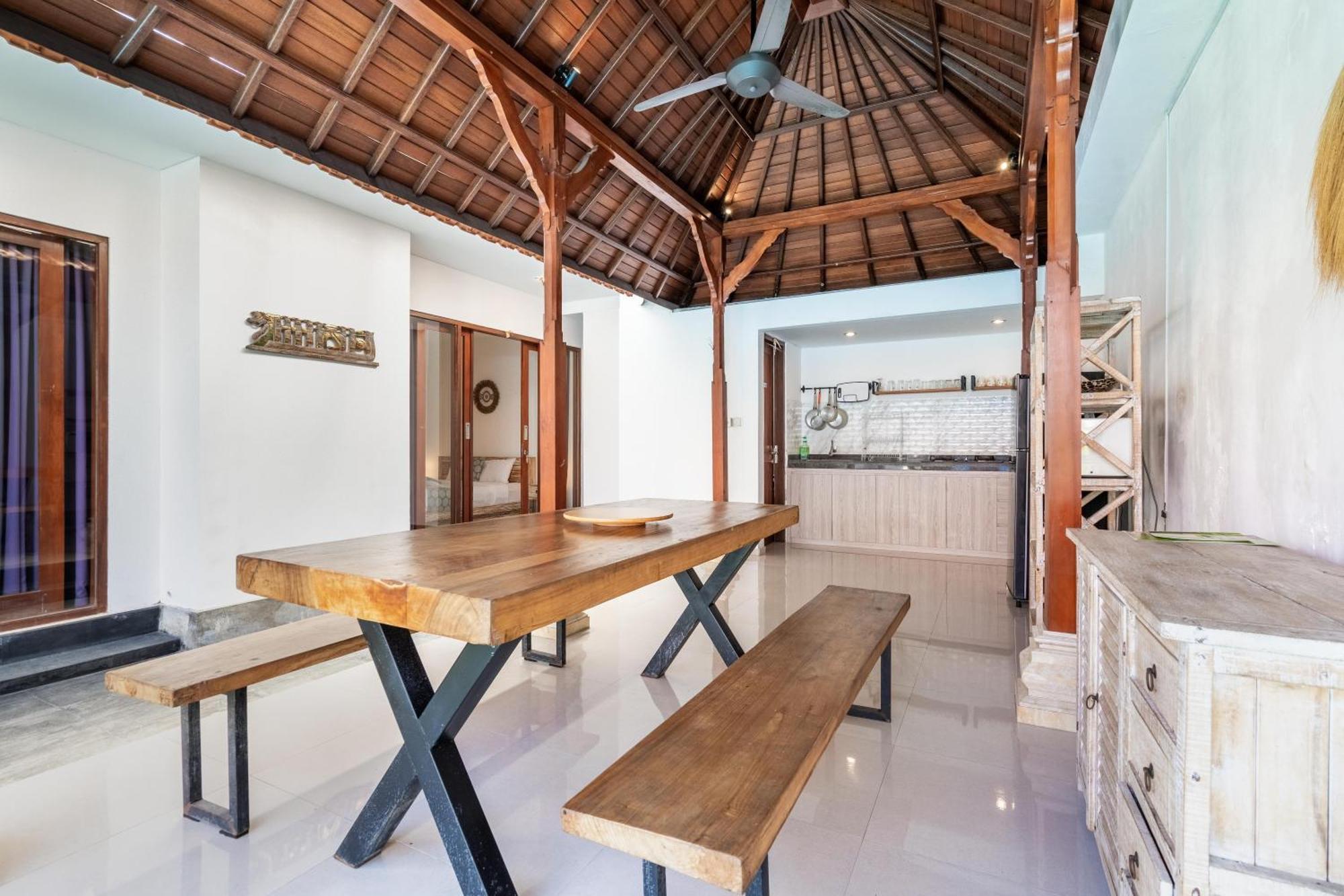 4-Bedroom Pool Villa Near Seminyak Center Luaran gambar