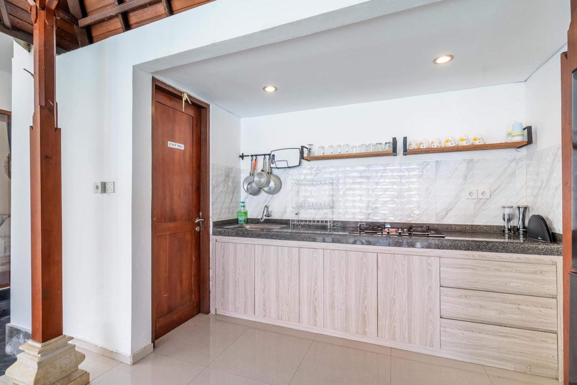 4-Bedroom Pool Villa Near Seminyak Center Luaran gambar